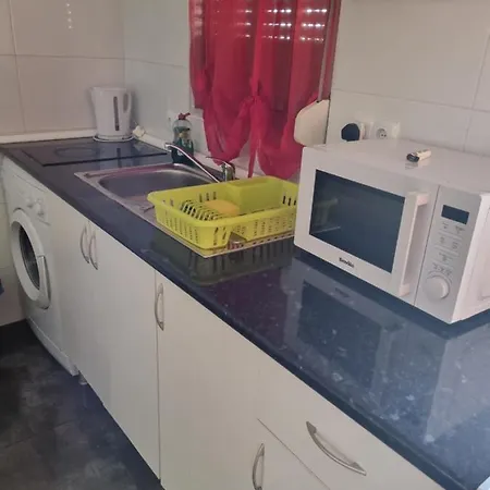 1 Bedroom In Apartamento *